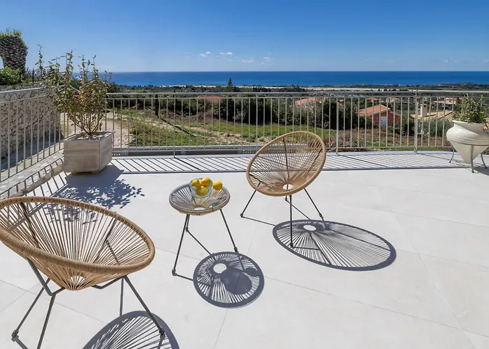 Luxury Artemis Pool, Jacuzzi, Peace & Perfect Sunsets In Kefalonia Βίλα *