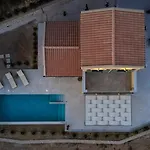 Luxury Artemis Pool, Jacuzzi, Peace & Perfect Sunsets In Kefalonia Svoronata