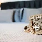 Luxury Artemis Pool, Jacuzzi, Peace & Perfect Sunsets In Kefalonia Villa Svoronata