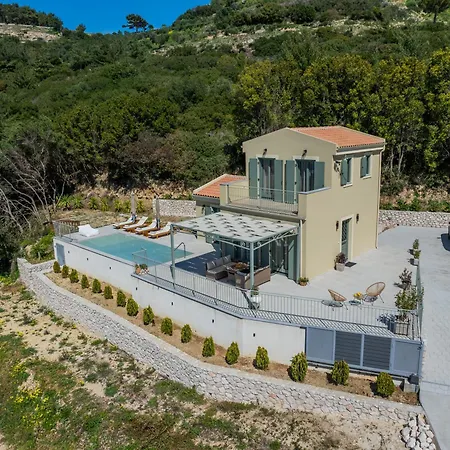 Luxury Artemis Pool, Jacuzzi, Peace & Perfect Sunsets In Kefalonia * Свороната