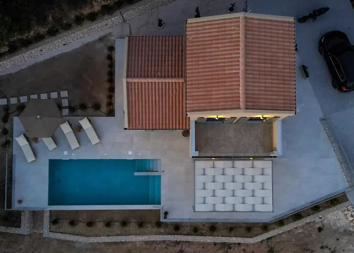 Luxury Artemis Pool, Jacuzzi, Peace & Perfect Sunsets In Kefalonia Svoronata
